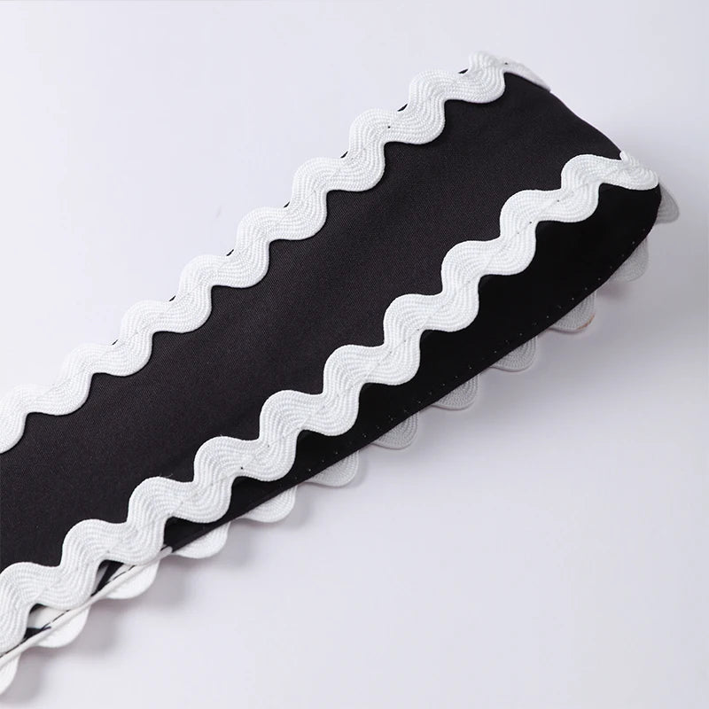 Vestido Vivienne Noir – Sofisticação da Alta Europa (Leve e Soltinho)